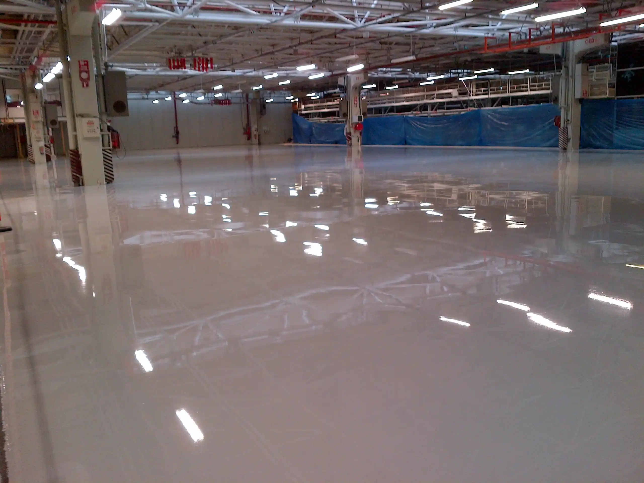 Endüstriyel ve Ticari Alanlar İçin Beton Silim Parlatma: Avantajları ve Uygulama Alanları